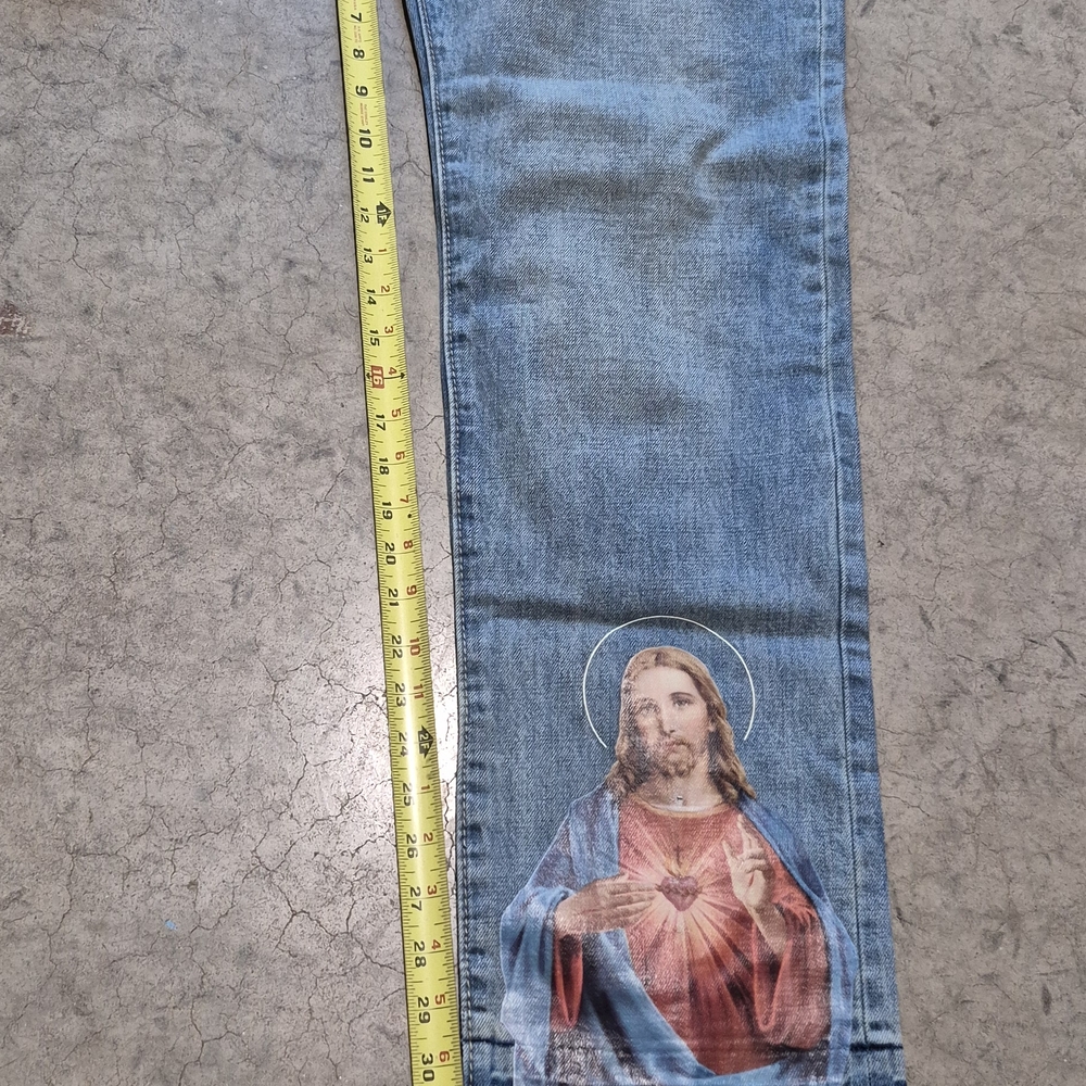 MNML Light Blue Jeans with Iconic Print - Picture 8 of 8